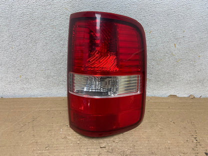 2004 to 2008 Ford F150 F-150 Right Passenger RH Side Tail Light AH9244 LK0