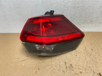 2017 - 2020 Nissan Rogue Outer Right Passenger RH Side Tail Light AG1390 LK0