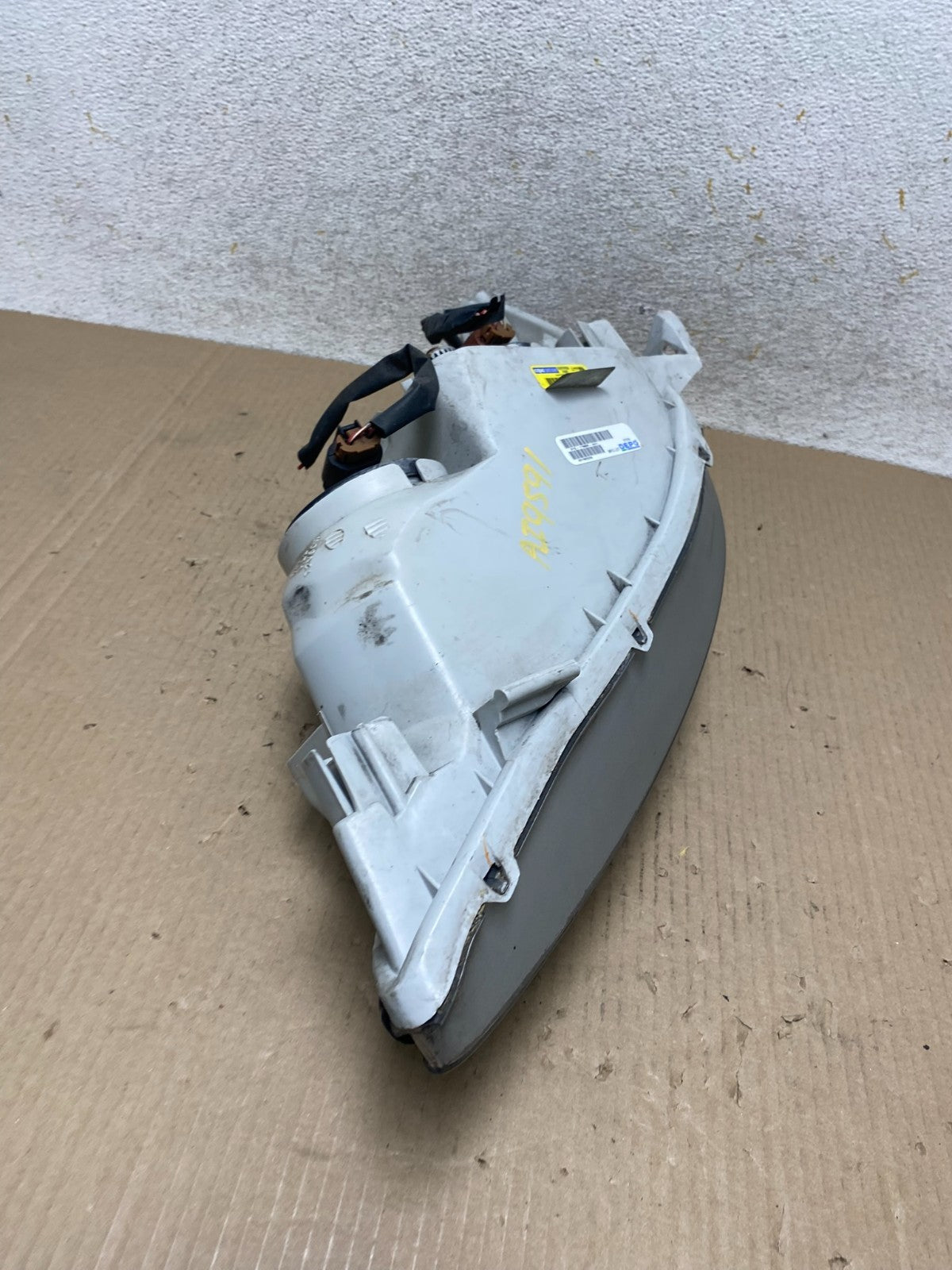 2002 to 2004 Toyota Camry Halogen Headlight Right Passenger Rh DEPO AI9591 LK8