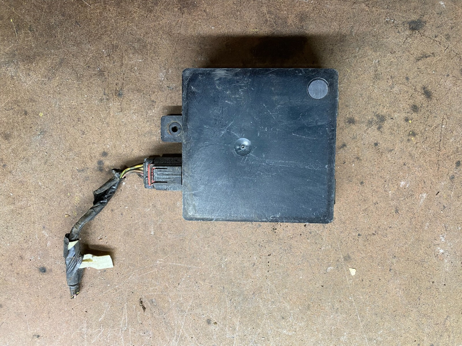2010 2011 2012 Ford Lincoln Rear Radar Blind Spot Module L3974 DG1