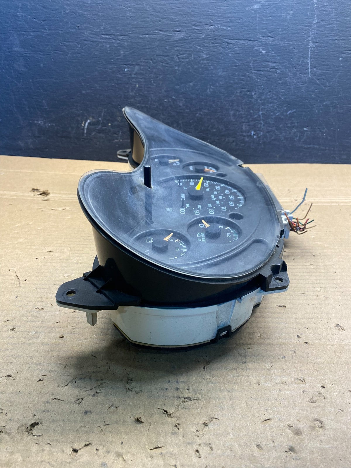 1998 2004 Chevrolet S10 Blazer Cluster Gauge Speedometer AD6581 DG2