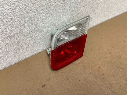 2002 - 2005 BMW 3 325i E46 Series Right Passenger Inner Tail Light AC5802 DW2