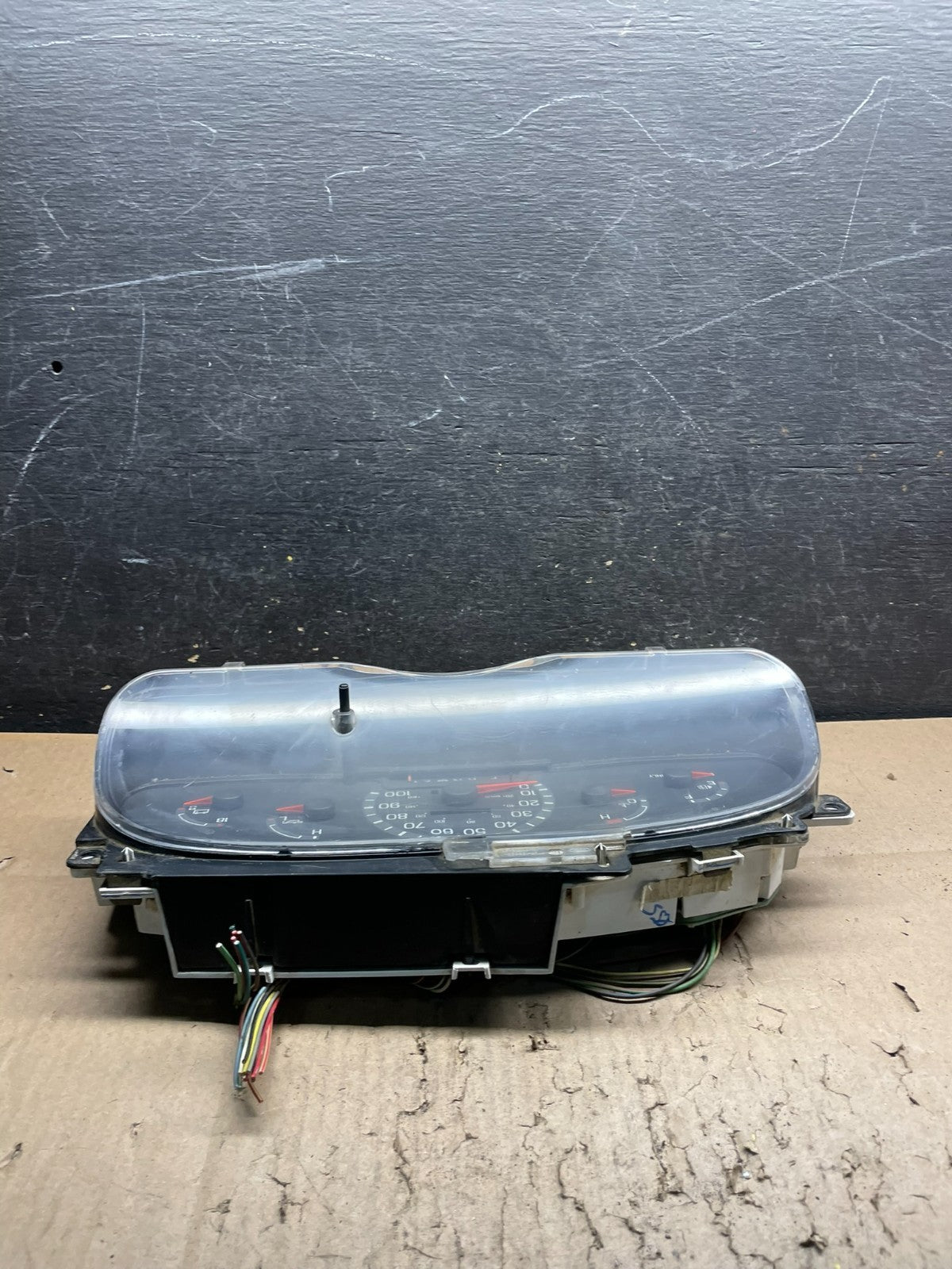 2001 - 2002 Ford Econoline E250 E350 Van Speedometer Instrument Cluster W1446 DG6