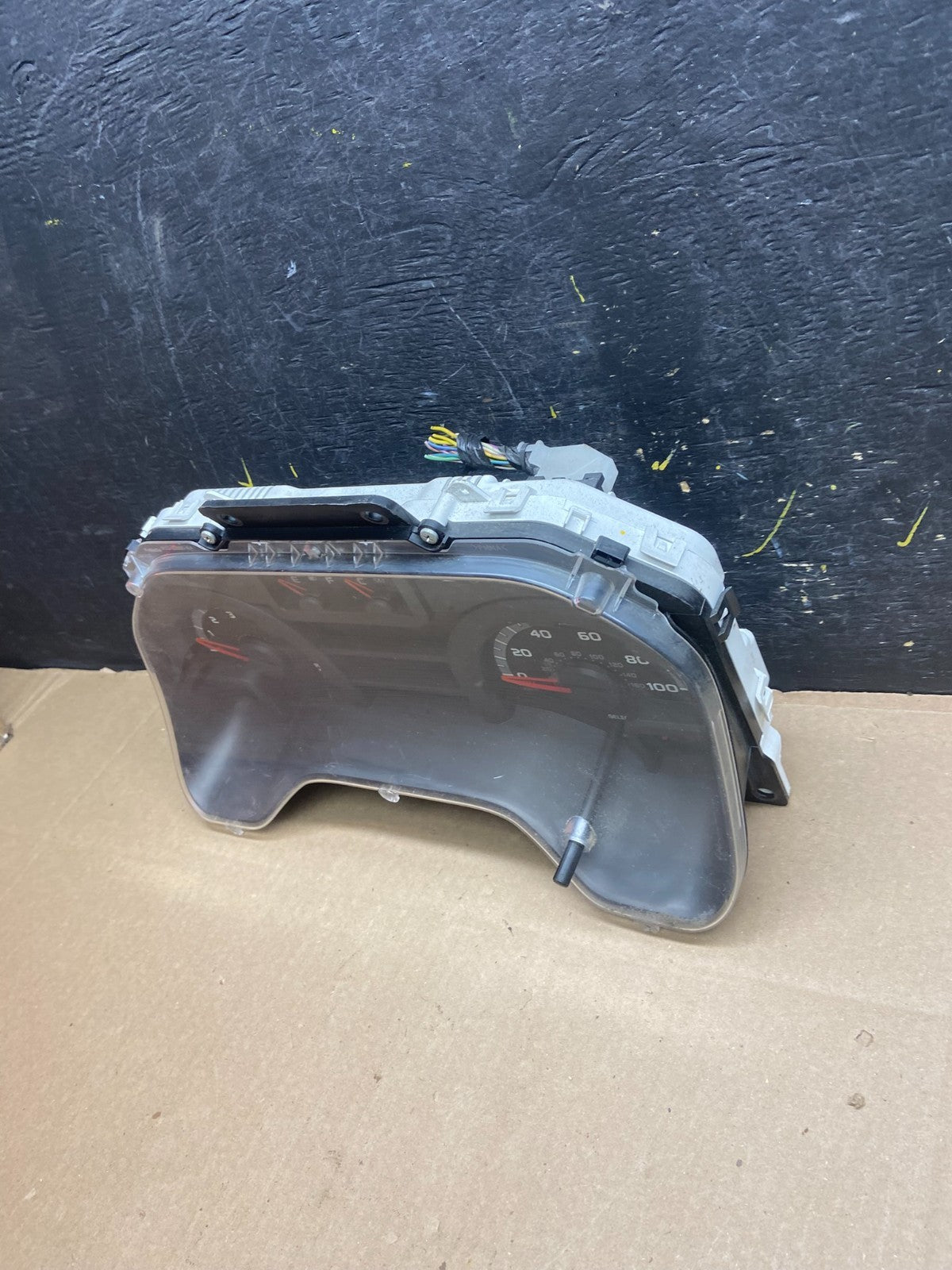 2009 to 2014 Ford E150 E250 Gauge Speedometer Cluster T9138 DG2