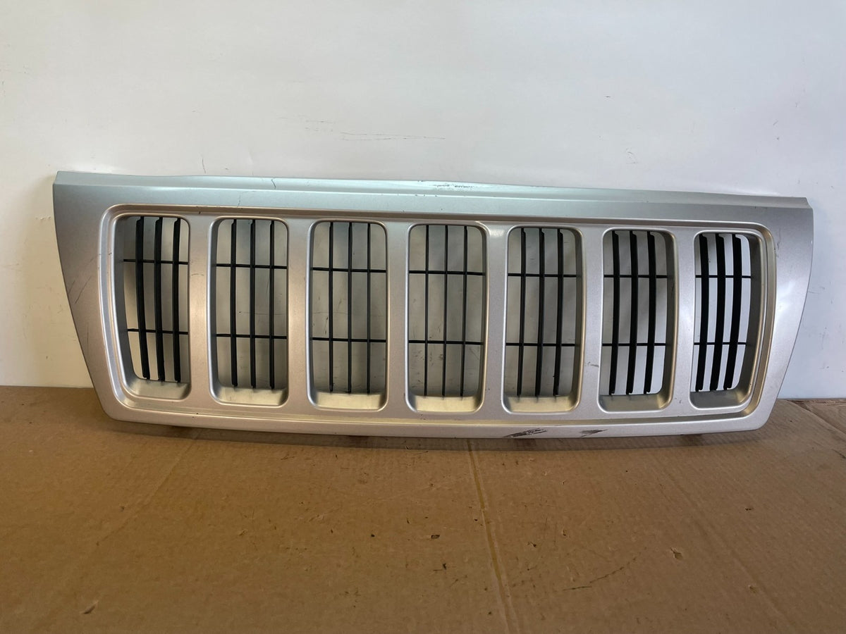 1999 to 2003 Jeep Grand Cherokee Front Upper Grill Grille Aftermarket AH6411 DG0
