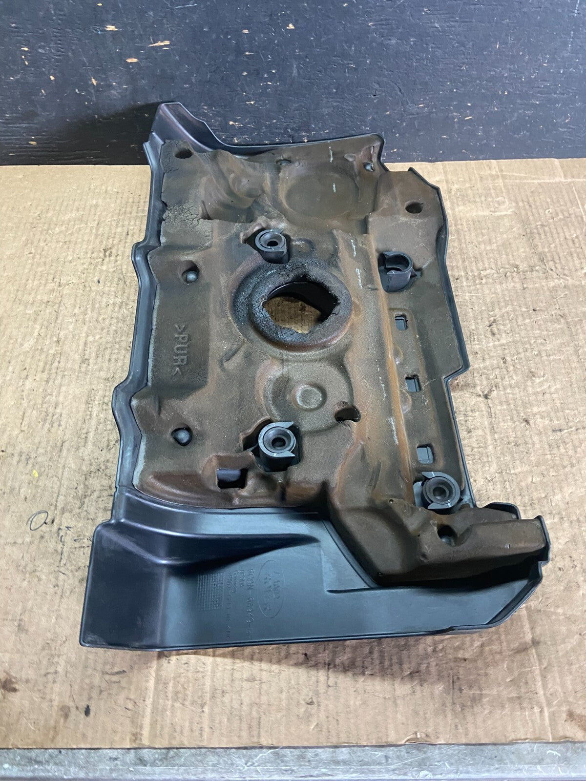 2008 - 2012 Land Rover LR2 3.2L Engine Motor Top Cover Trim Panel o3315 DG7