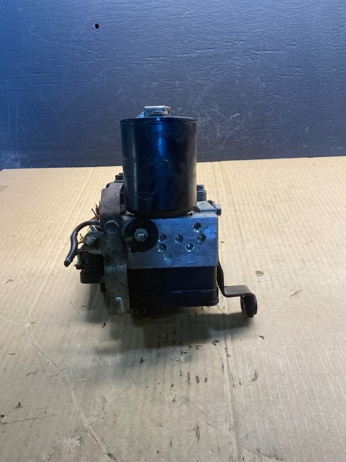 2004 - 2009 Toyota Prius ABS Brake Pump Anti Lock Module AC0895 DG6
