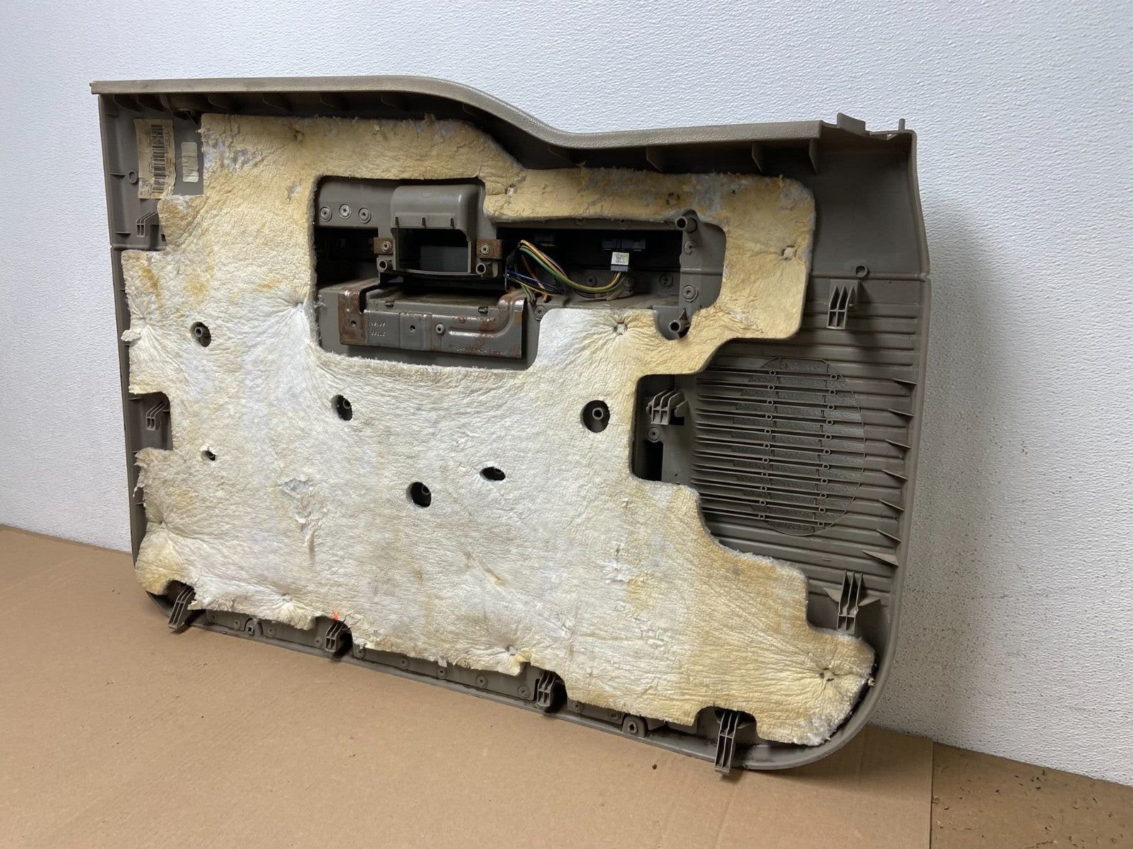 2008 to 2010 Ford F250 F350 Front Right Side Interior Door Panel AF3009 DW7