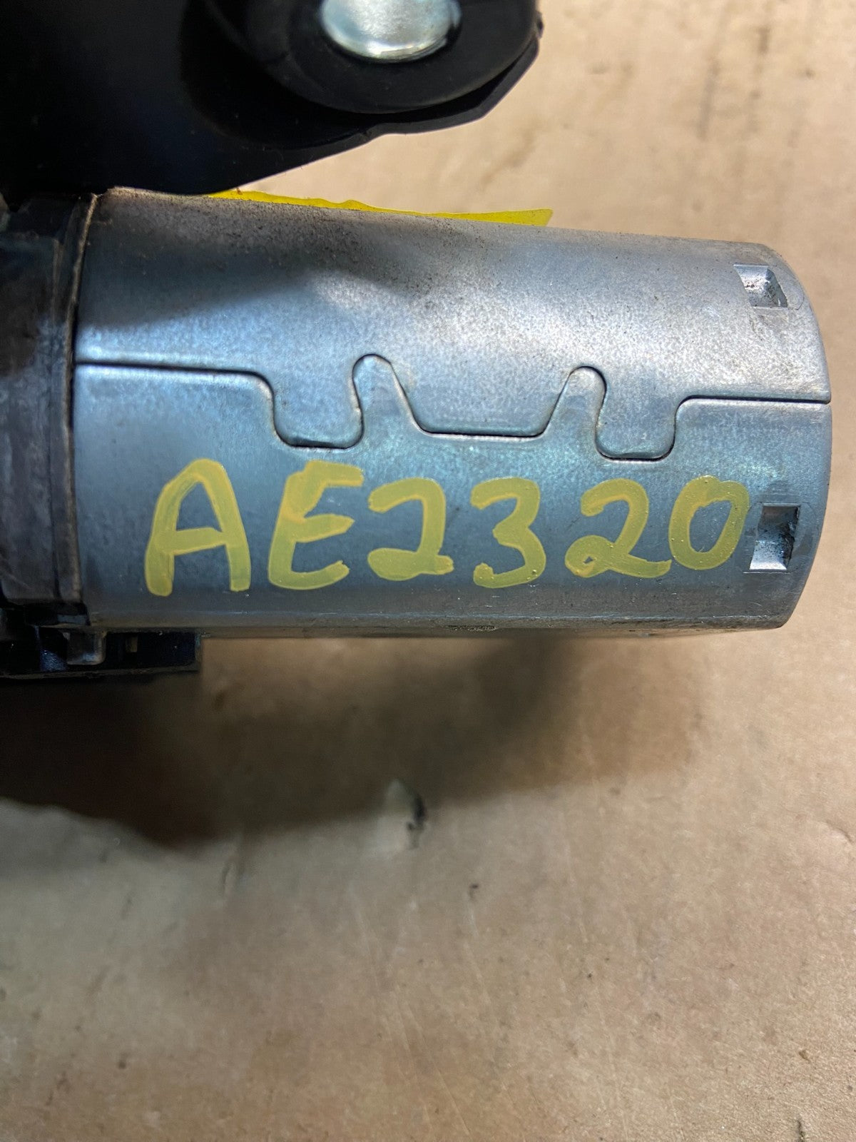 2006-2013 Mercedes GL450 ML350 Rear Glass Windshield Wiper Motor AE2320 DG5