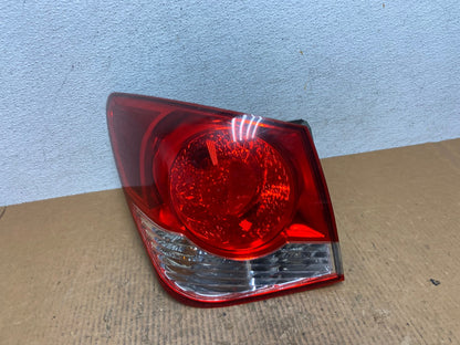2011 2012 2013 2014 Chevrolet Cruze Left Driver LH Side Tail Light AE1646 LK0