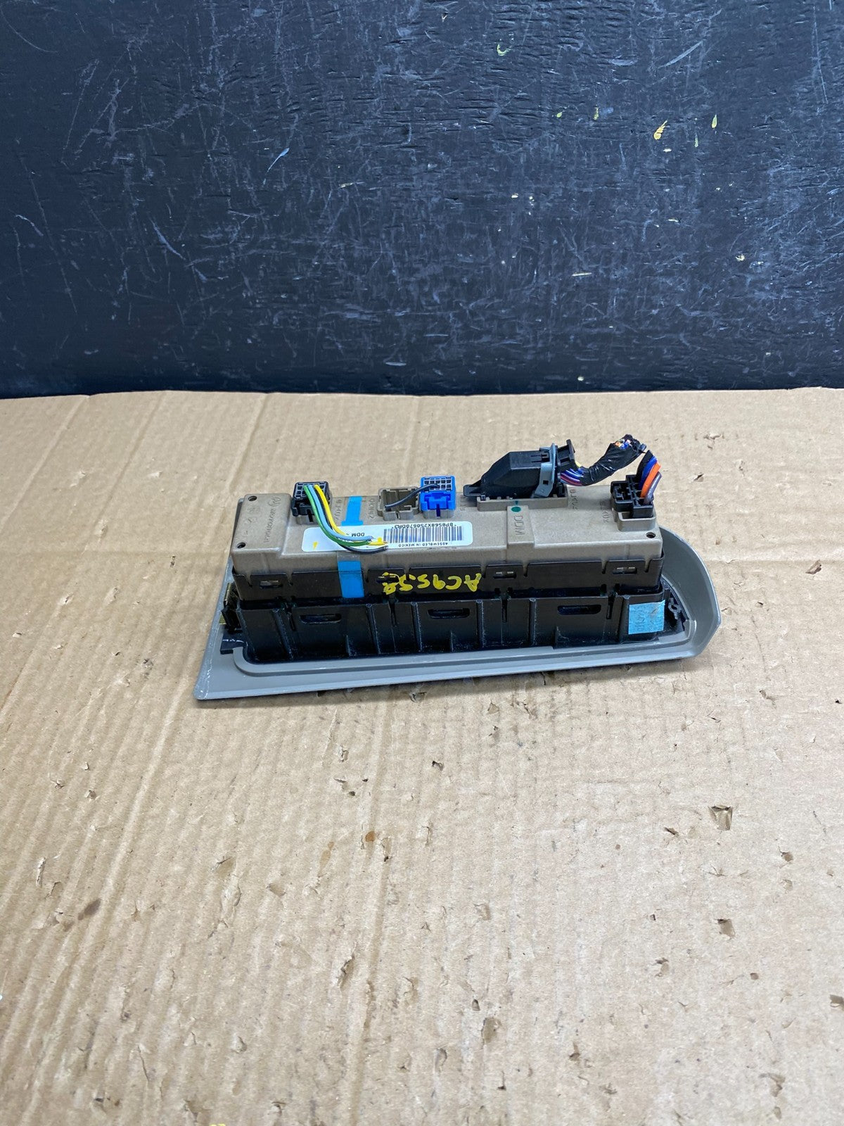 2003-2006 Chevrolet Silverado Driver Side Master Window Switch AC9558 DG3