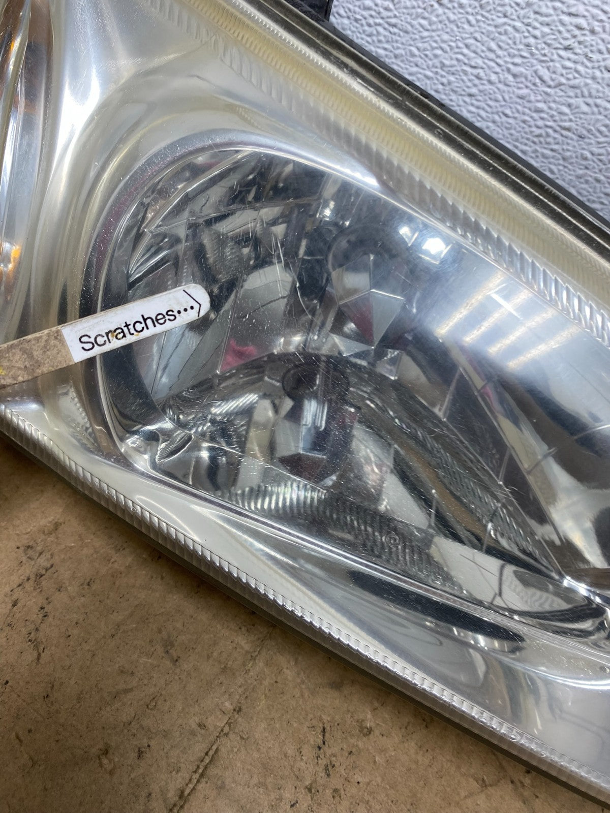 2000 to 2001 Nissan Maxima Left + Right Set Halogen Headlights Oem AC3482 DW3