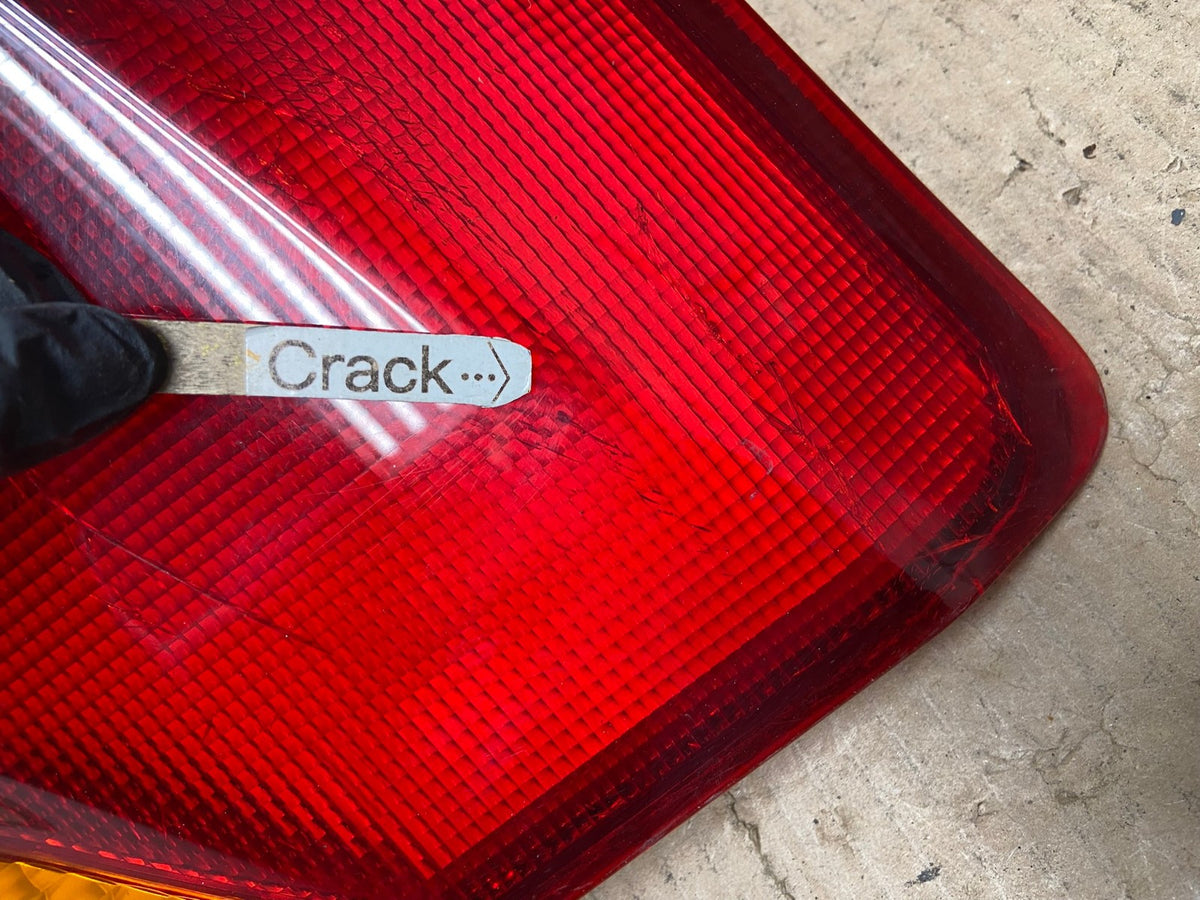 2002 2003 2004 Honda Odyssey Left Driver LH Side Tail Light Inner AH6041 LK5