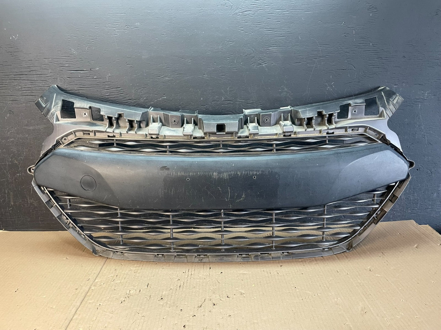 2011-2015 Hyundai Sonata Hybrid Front Upper Grill Grille AD8745 DG0