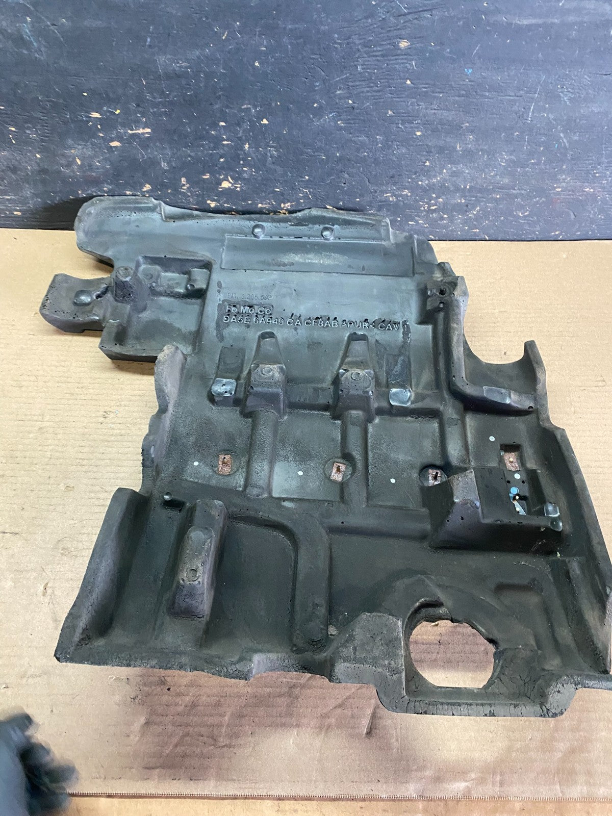 2013 to 2016 Lincoln MKS 3.7L Engine Motor Cover Oem s1239 DG5