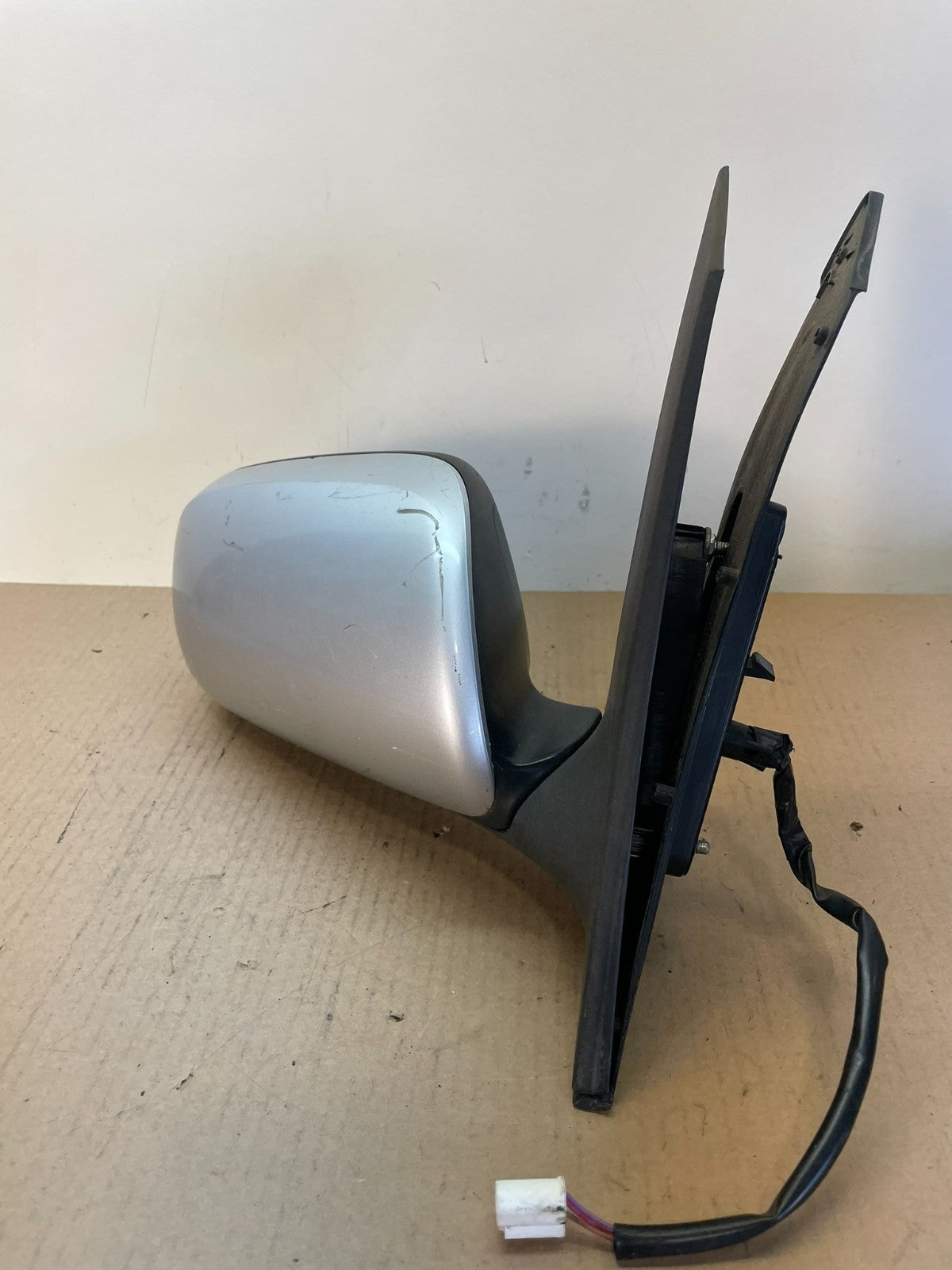 2004 to 2009 Toyota Prius Right Passenger RH Side View Door Mirror AI4153 DG1