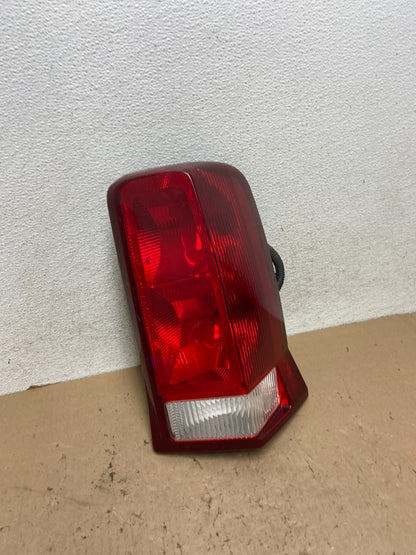 2002 to 2006 Cadillac Escalade Right Passenger Side Tail Light AG43842