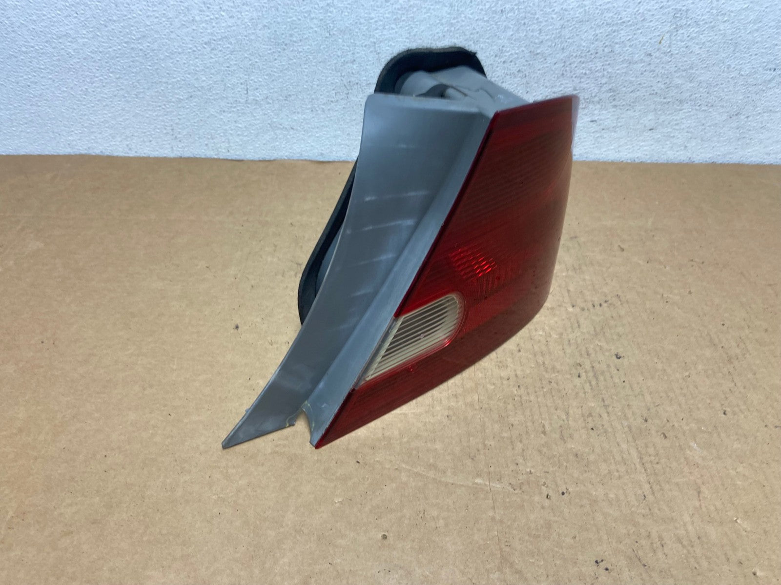 2001 to 2003 Honda Civic Coupe Right Passenger Rh Side Tail Light AD4591 LK2