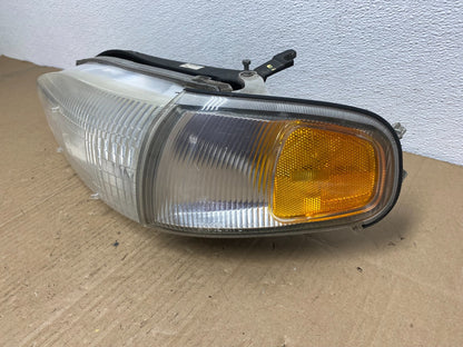 1995 to 1996 Toyota Camry Left LH Side Headlight OEM AB8177 DW1