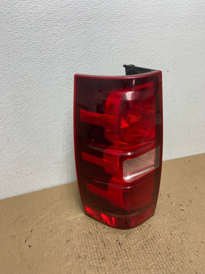 2008-2014 Chevrolet Tahoe Suburban Driver Lh Left Side Tail Light AC4111 LK2