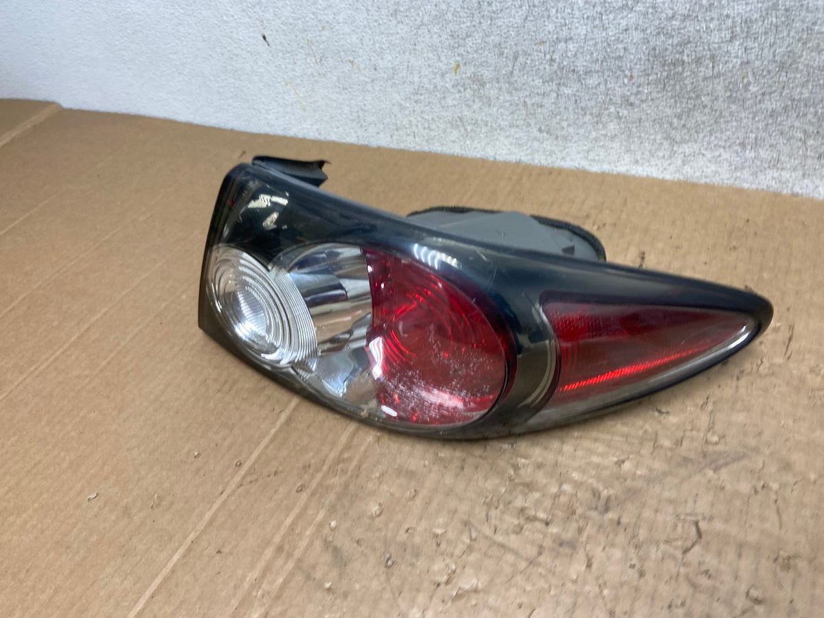 2006 - 2008 Mazda 6 Right Passengr Rh Driver Side Tail Light AI5588 LK1