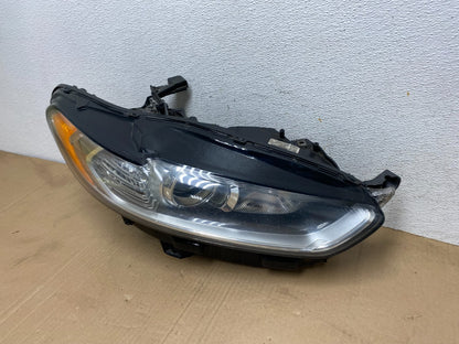 2013 to 2016 Ford Fusion Right Passenger Rh Side Headlight AE9085 DW1