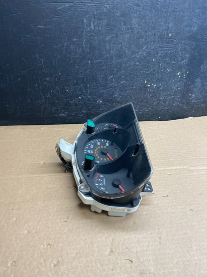 2001 2002 2003 Toyota Highlander Speedometer Insrument Gauge Cluster AF2480 DG1