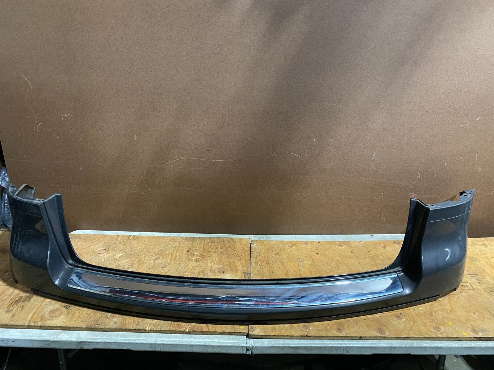 2004 to 2010 Volkswagen Touareg 3.2L Rear Bumper Cover G60120