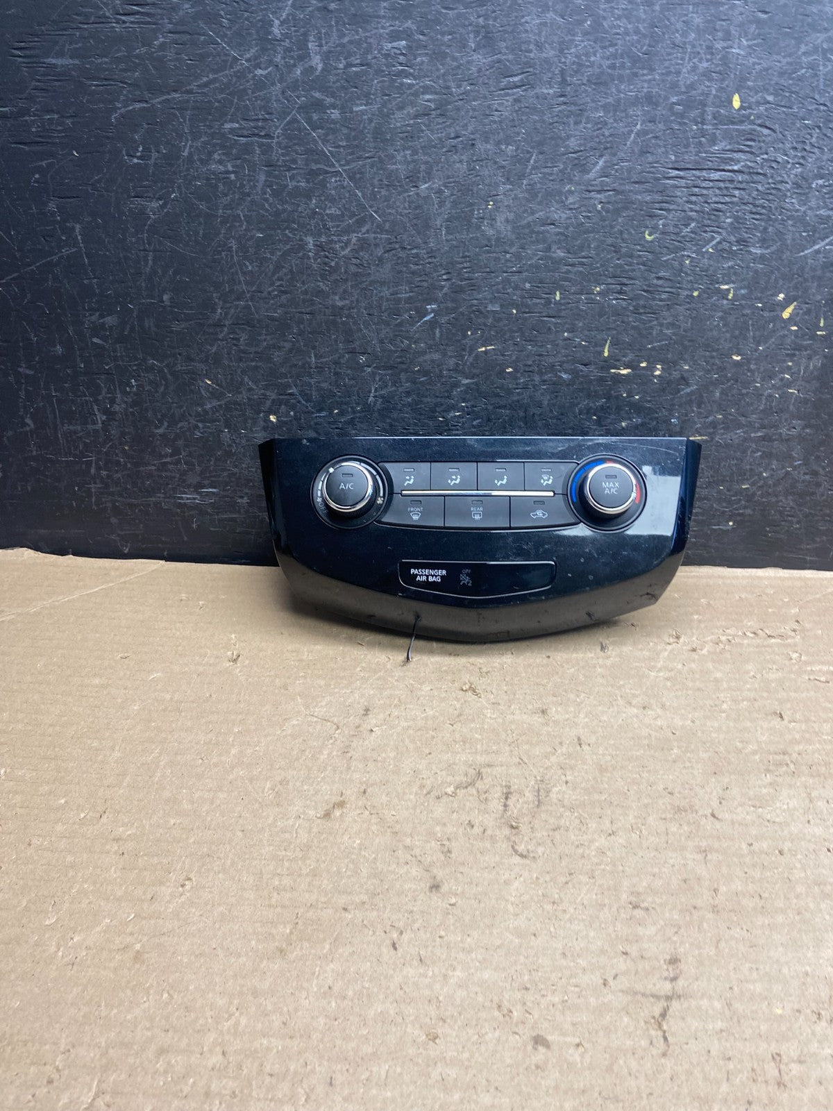 2017 to 2020 Nissan Rogue Heater Temperature AC Climate Control ah5379 DG0