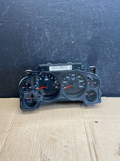 2007 to 2013 Chevrolet Silverado Suburban Cluster Gauge Speedometer OE AD7152 DG0