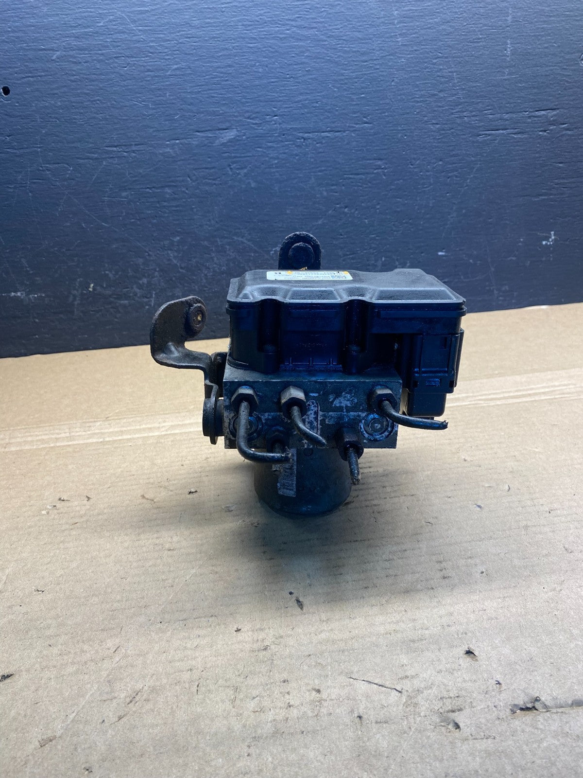 2008 Ford E150 Van ABS Anti-Lock Brake Control Module 8C24-2C346-BF ac4409 DG3