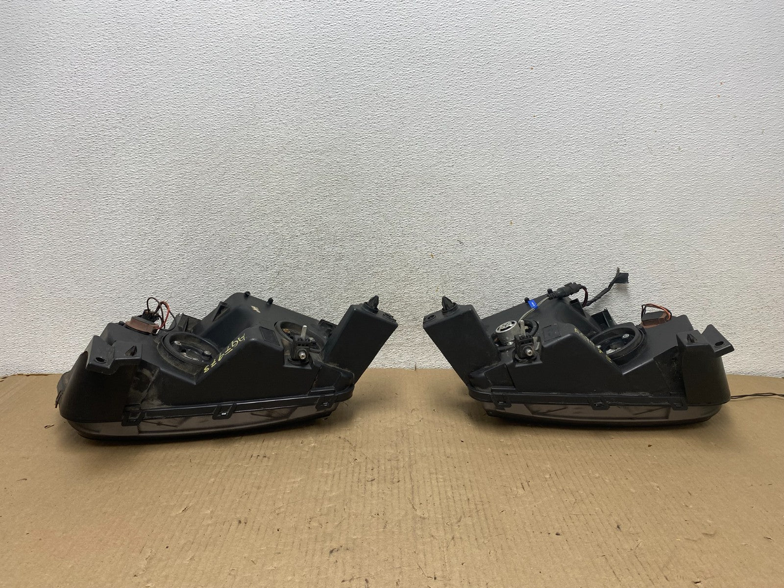 2006-2010 Dodge Charger Left+Right Side Set Halogen Headlights AG7973 DW7