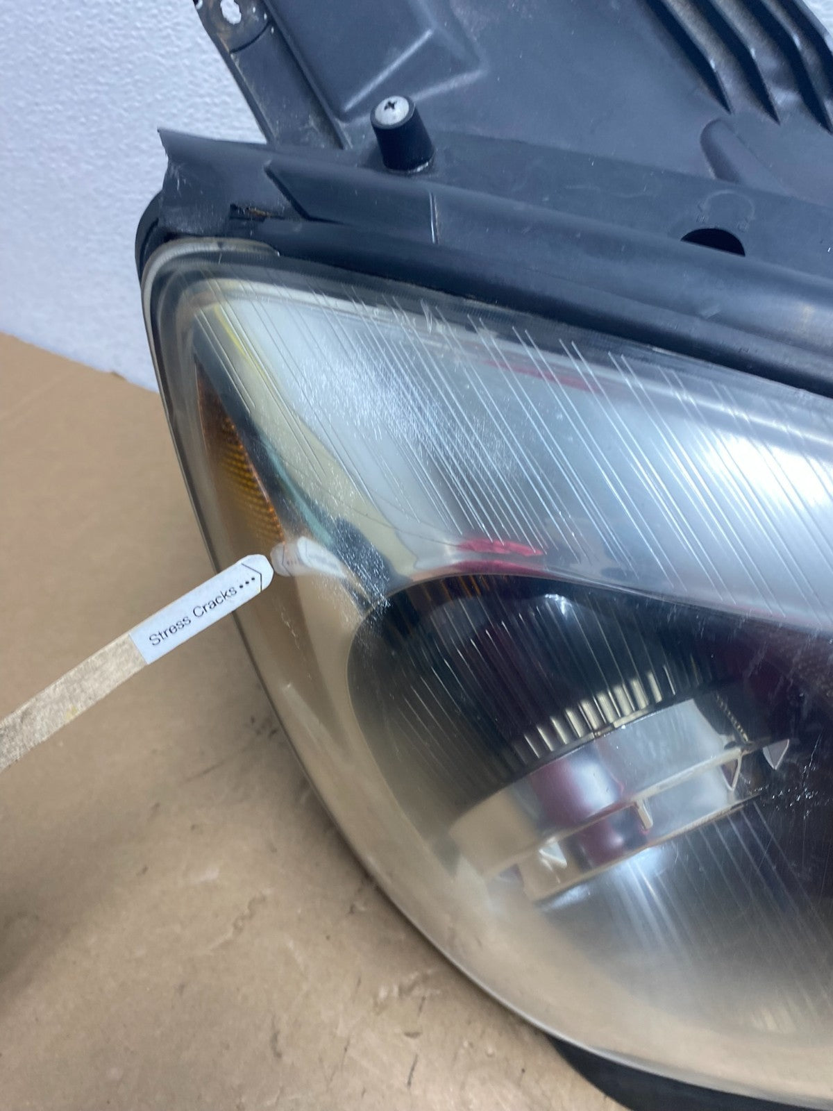 2007-2012 Gmc Acadia Halogen Headlight Right Passenger Side AD7999 DW4