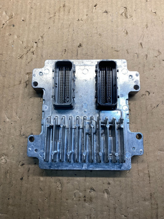 2010 to 2013 Chevrolet Silverado Yukon Engine Control Module ECM ECU AE7994 DG0