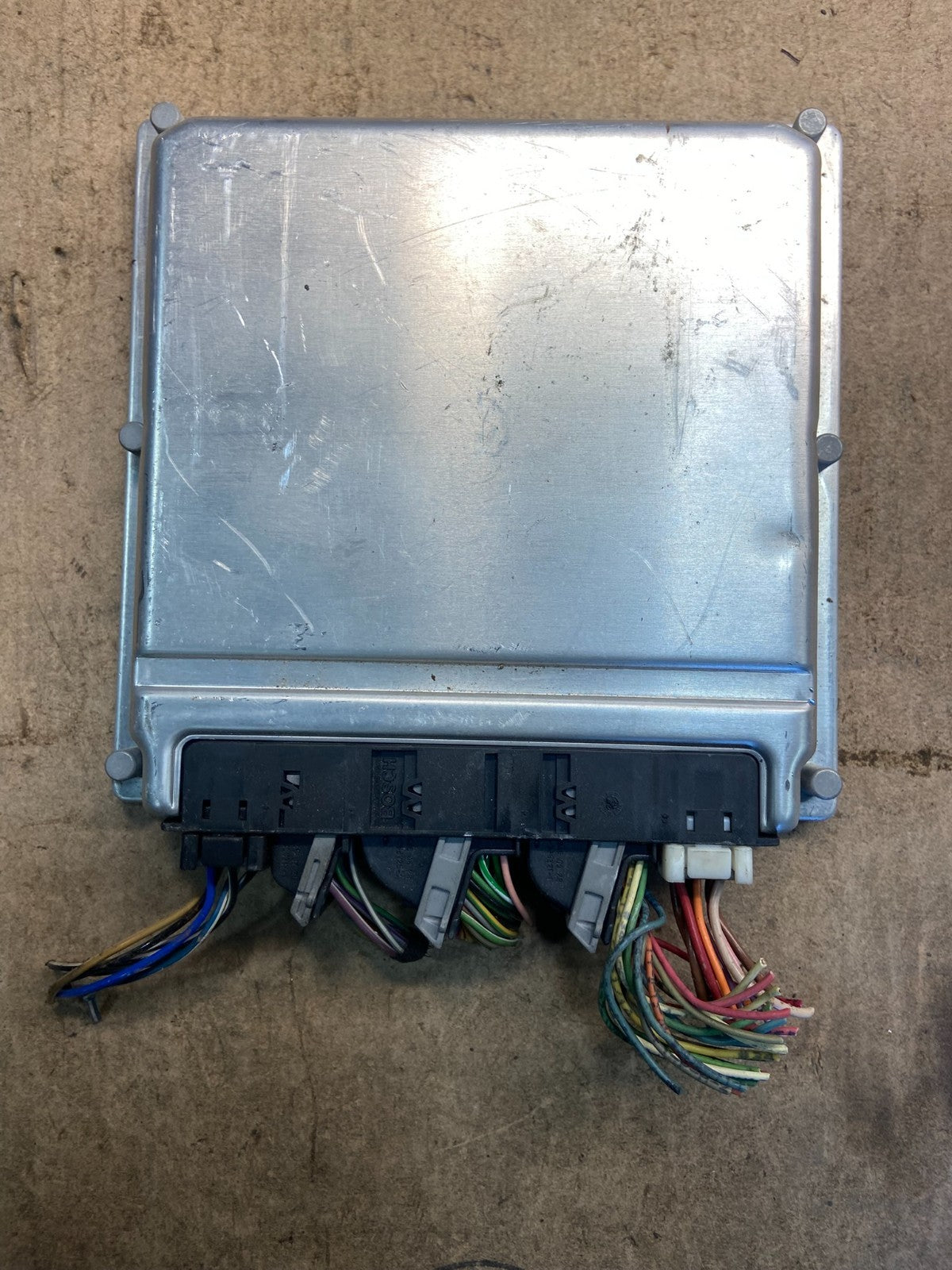 1999 to 2005 Mercedes E320 CLK320 Engine Control Unit ECU Module Z8631 DG1