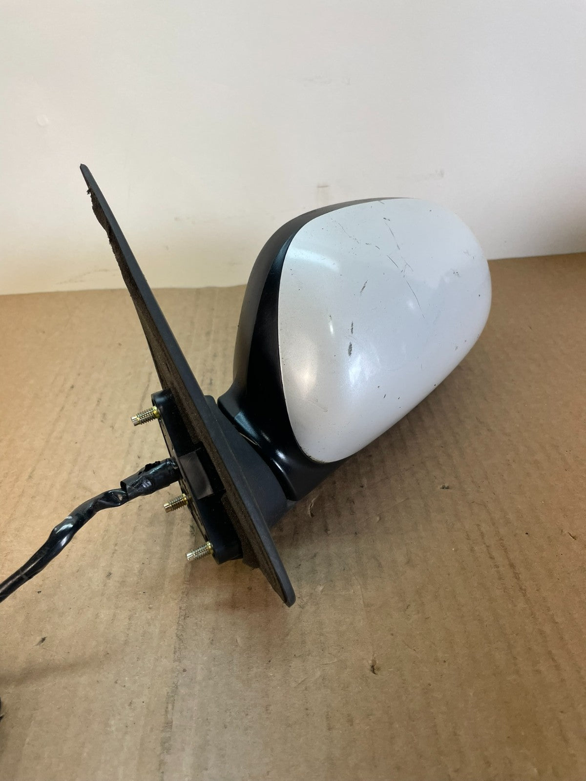 2000 - 2004 Infiniti i30 i35 Front Left Driver LH View Door Mirror AF5492 DW1