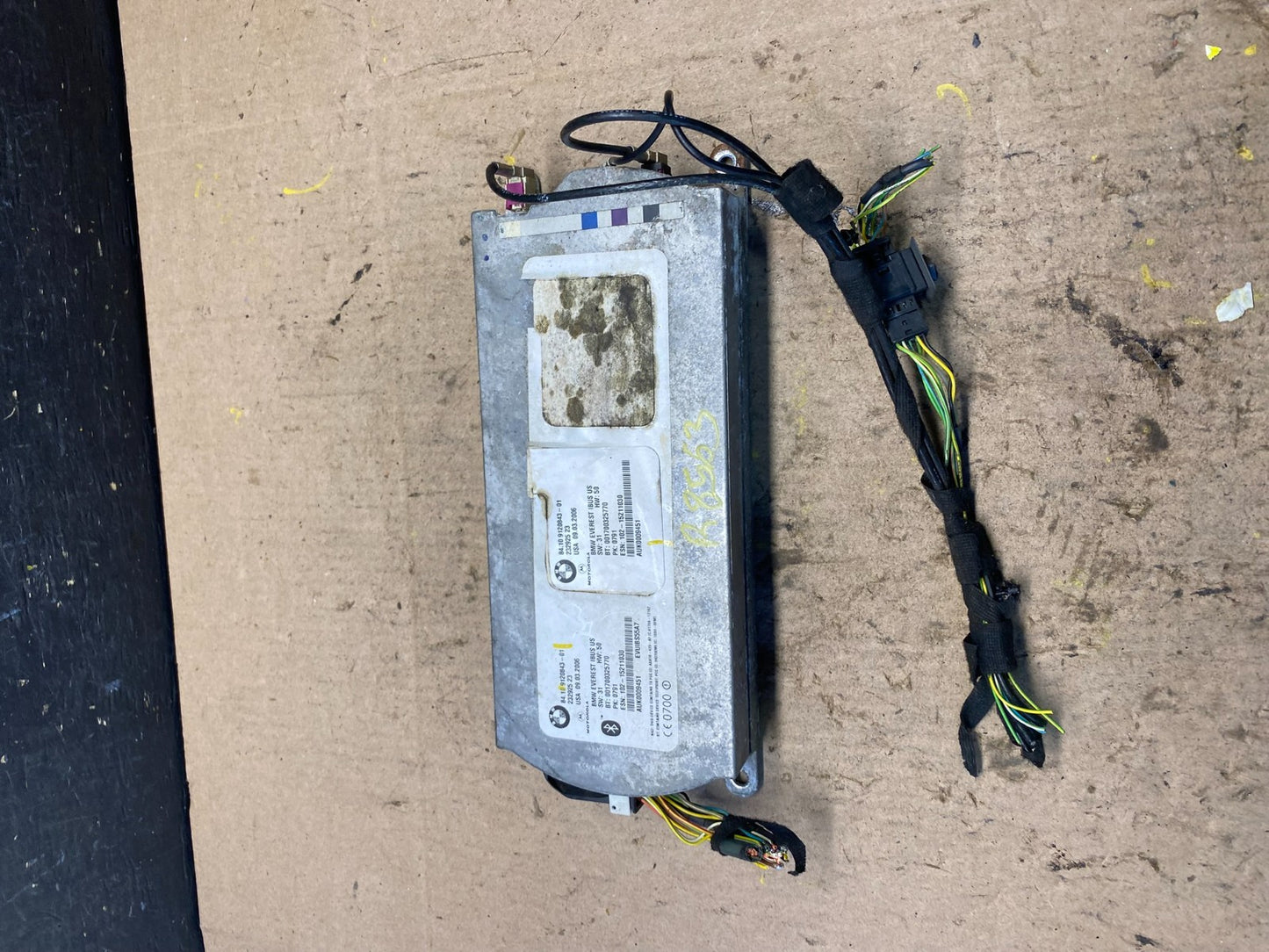2000 to 2006 Bmw X5 Bluetooth  Control Module Computer Telematics OEM R8563 DG0
