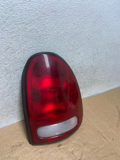 1998 to 2003 Dodge Durango Tail Light Right Passenger RH Side AI7066 LK2