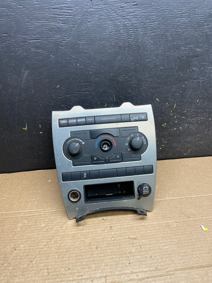 2005 2006 2007 Jeep Commander Grand Cherokee A/C Climate Control Bezel ac5226 DG0