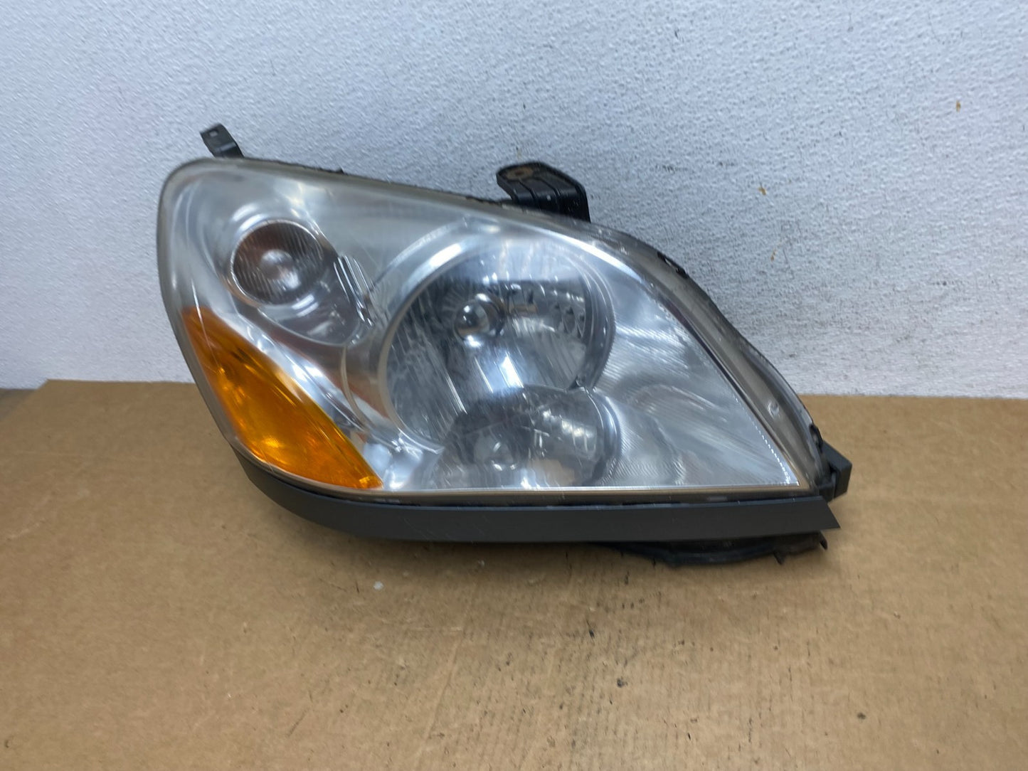 2003 2004 2005 Honda Pilot Right Passenger RH Side Halogen Headlight AD4636 DW1