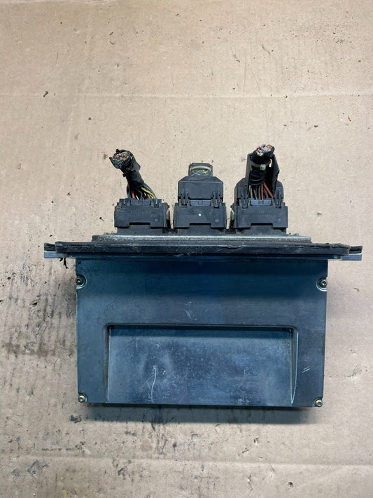 2004 Ford Explorer Engine Control Unit ECU Computer Module S8212 DG0