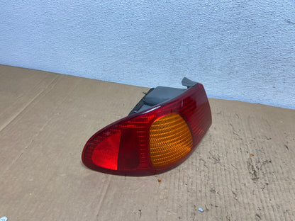 1998 1999 2000 Toyota Corolla Left Driver Lh Side Tail light AD2377 LK2