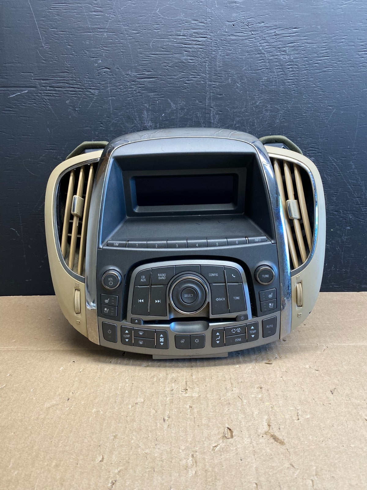 2010-2012 Buick Lacrosse Radio Climate Temperature Control Panel AC6366 DG0