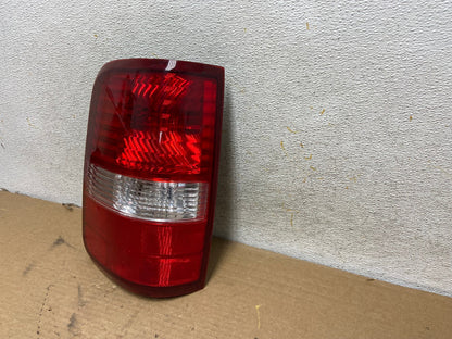 2004 to 2008 Ford F150 F-150 Left Driver LH Side Tail Light AH4293 LK2