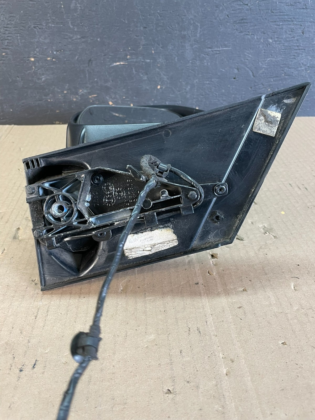 2009 to 2014 Volkswagen Routan Left Driver LH View Door Mirror AD8661 DW4