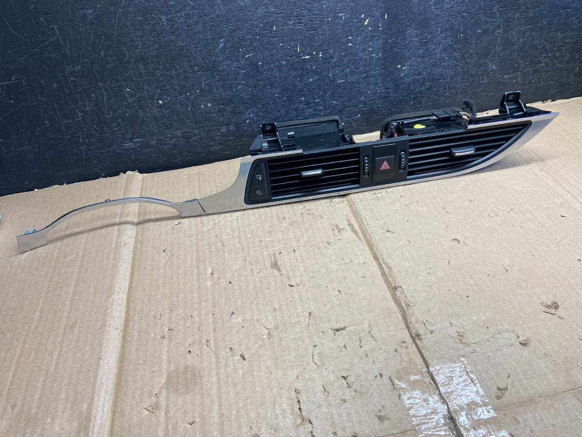 2012 to 2017 Audi A6 A7 Center Dashboard Air Vent AI2712 DG0