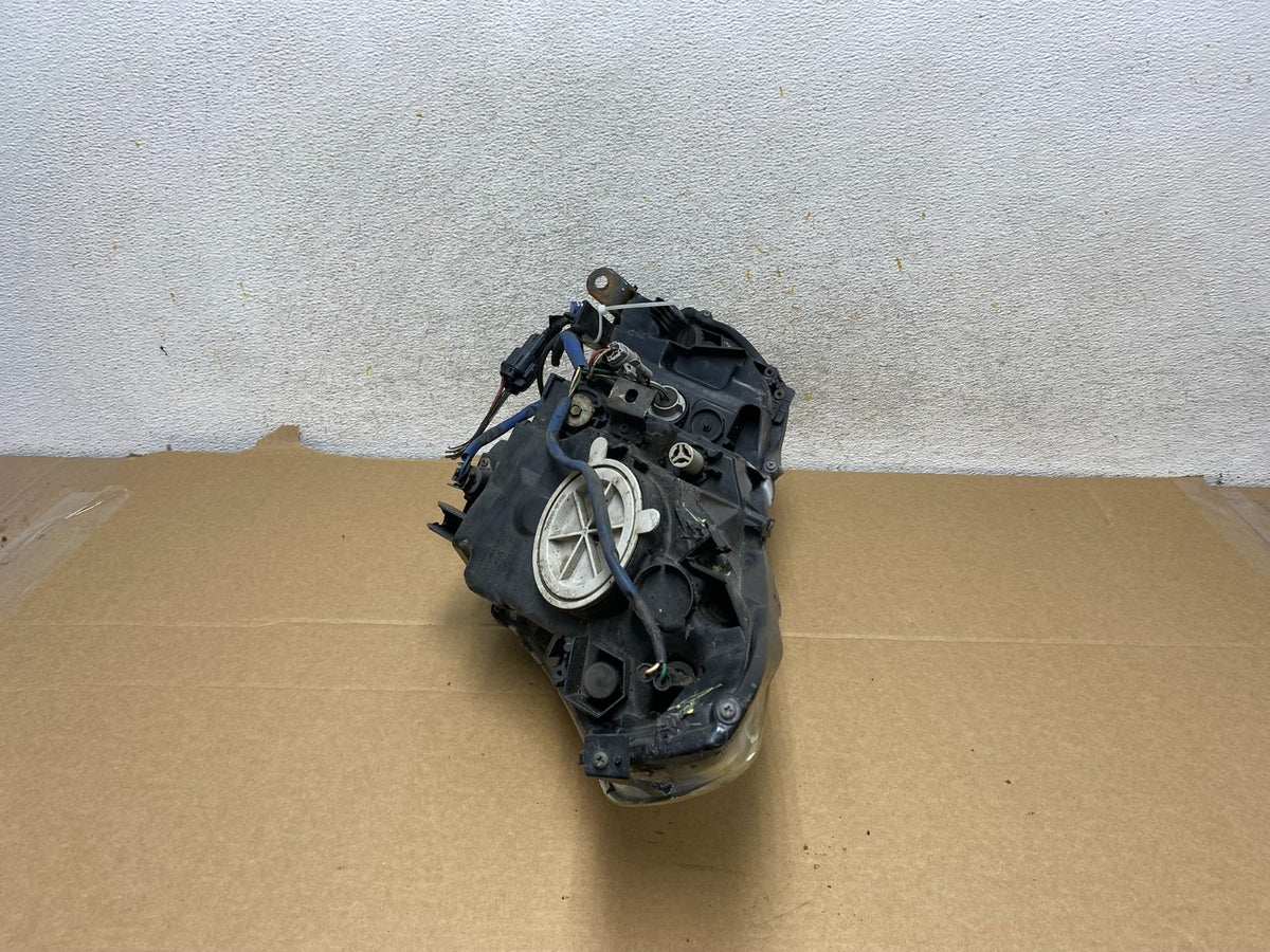 2010-2012 Infiniti G37 Right Passenger Side Xenon HID Headlight AH7715 DW10