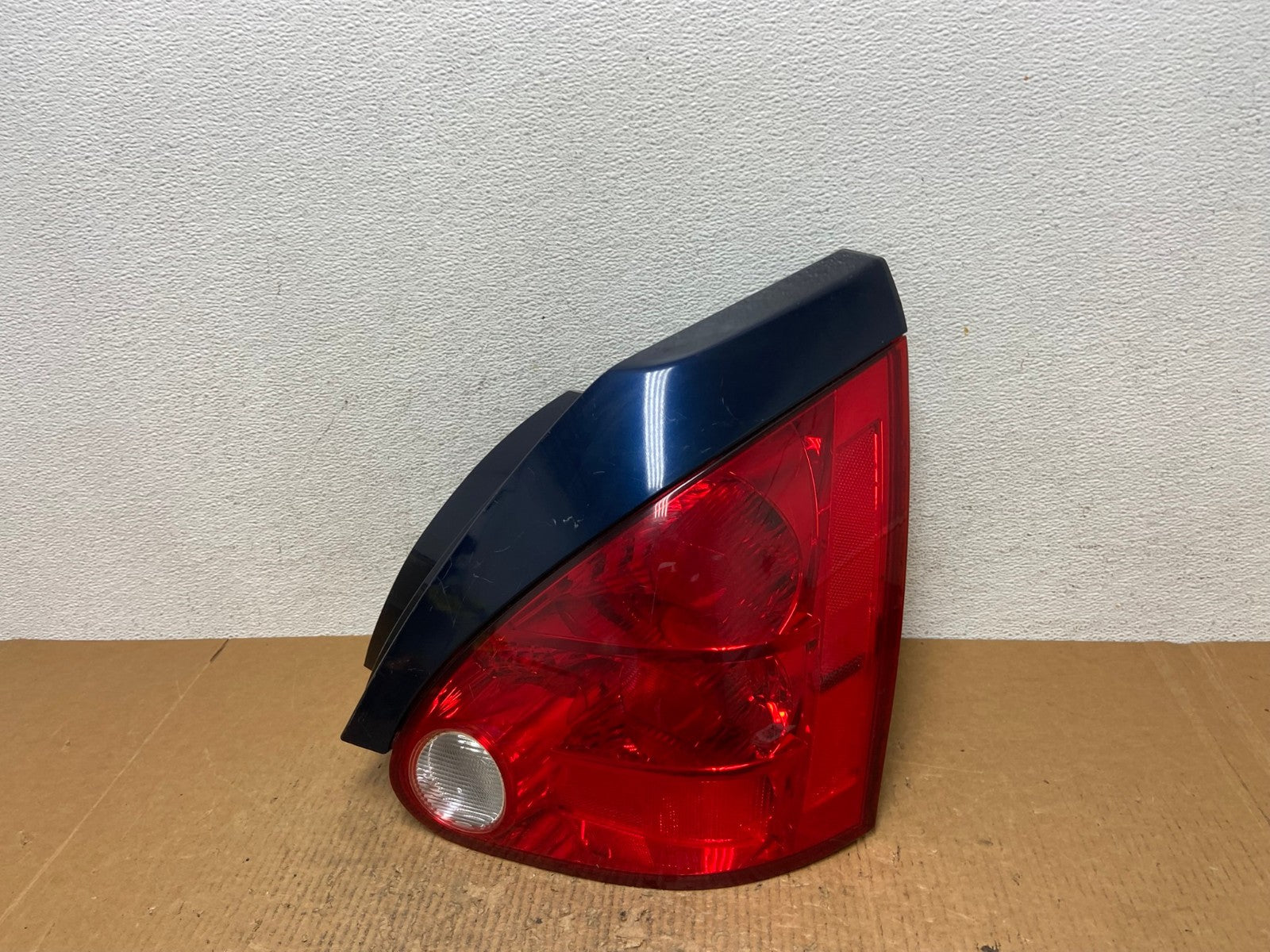2004 2005 2006 2007 2008 Nissan Maxima Right Passenger Tail Light AE2771 LK0