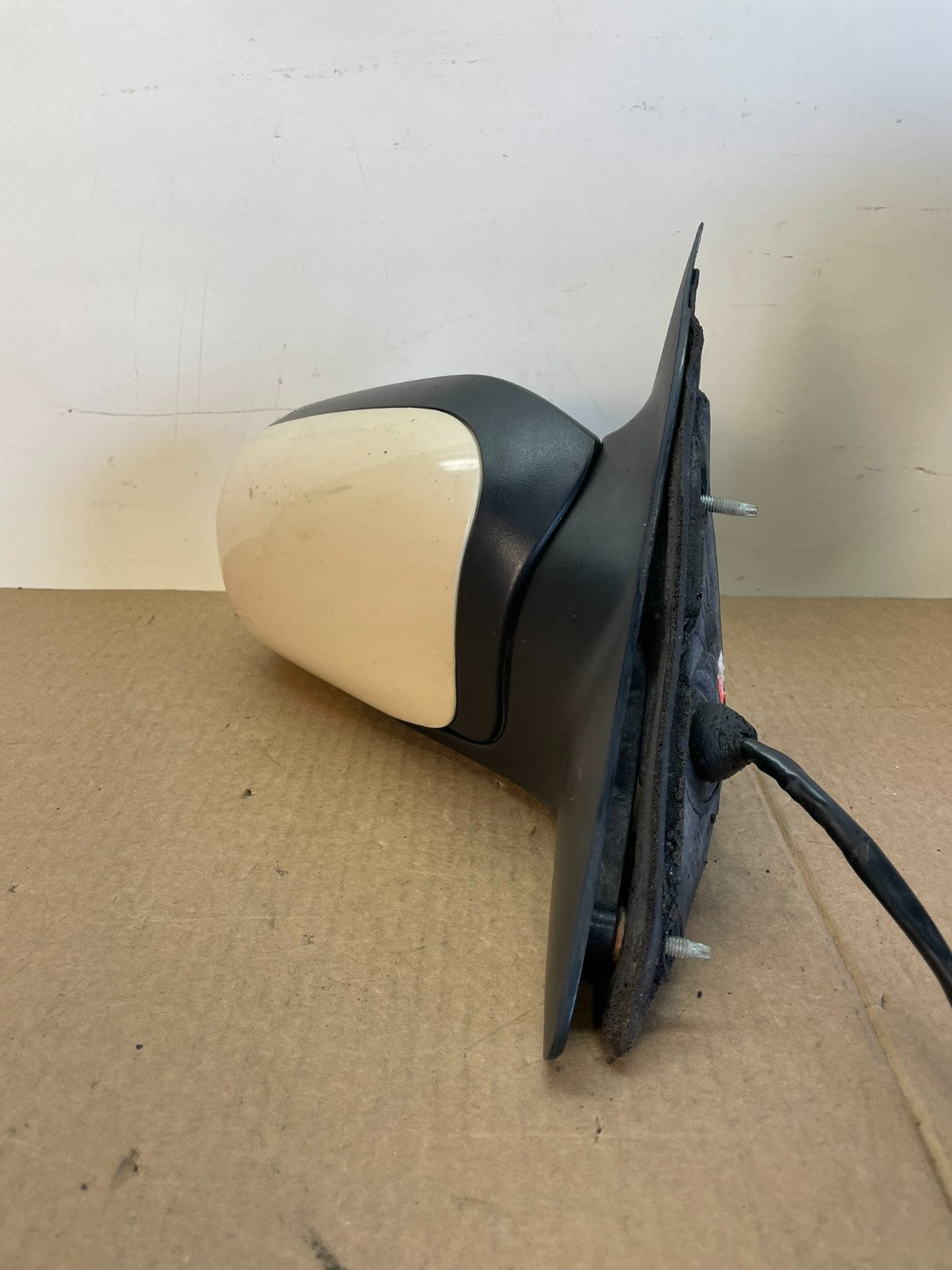 1995 to 1996 Mercury Grand Marquis Right RH Side View Door Mirror AH6150 DG1