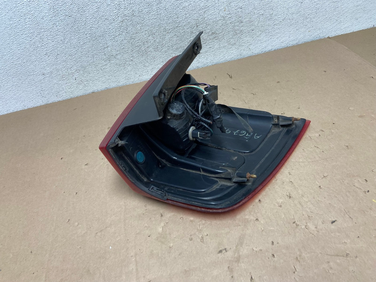 2007 - 2012 Ford Expedition Right Passenger Rh Side Tail light AG6792 LK4